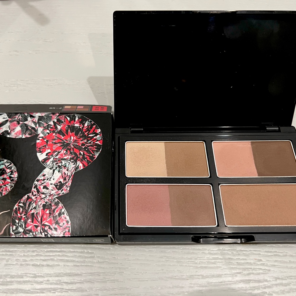 KATE Designing Shade Face Palette 3D BR-2